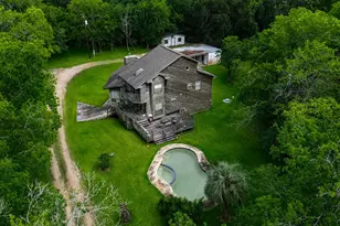 1355 County Rd 145, Alvin, TX 77511 - Photo 6
