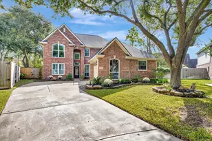 1639 Lakeside Enclave Dr, Houston, TX 77077 - Photo 1