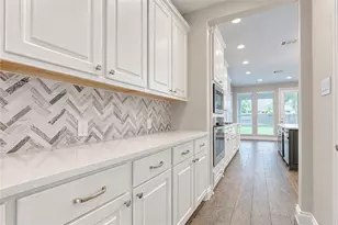 12714 N Greater Blue Cir, Humble, TX 77346 - Photo 10