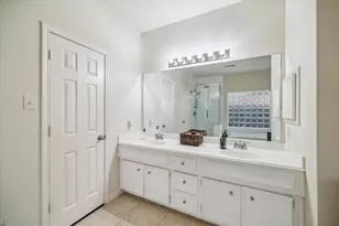 15907 Chart House Ct, Houston, TX 77044 - Photo 14