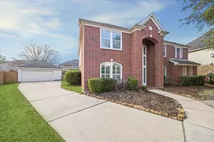 15907 Chart House Ct, Houston, TX 77044 - Photo 2