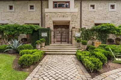 5651 Doliver Drive, Houston, TX 77056 - Photo 2