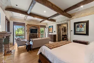 5651 Doliver Dr, Houston, TX 77056 - Photo 18