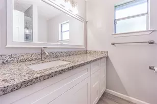 1010 Woodbridge Ave, Pearland, TX 77584 - Photo 6