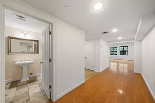 914 Main St, Houston, TX 77002 - Photo 6