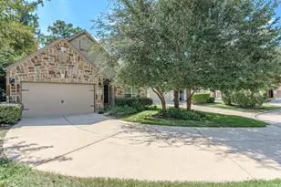 112 Sundown Ridge Pl, The Woodlands, TX 77375 - Photo 2