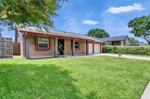 6223 Pinole Forest Dr, Houston, TX 77088 - Photo 2