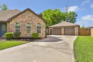 15903 Boatswain Ct, Crosby, TX 77532 - Photo 4