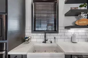 5802 Kansas St, Houston, TX 77007 - Photo 12