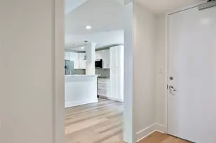 2829 Timmons Ln, Houston, TX 77027 - Photo 4