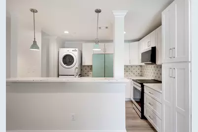 2829 Timmons Lane #199, Houston, TX 77027 - Photo 8