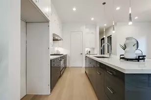2630 Peckham St, Houston, TX 77098 - Photo 8