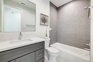 2630 Peckham St, Houston, TX 77098 - Photo 28