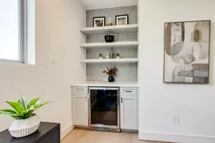 2630 Peckham St, Houston, TX 77098 - Photo 32