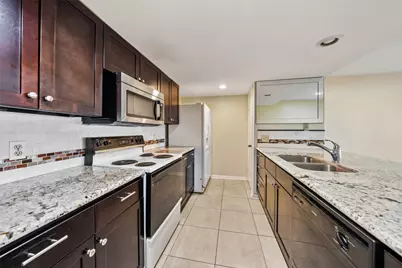 15575 Marina Drive #123A, Conroe, TX 77356 - Photo 4