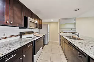 15575 Marina Dr, Conroe, TX 77356 - Photo 4