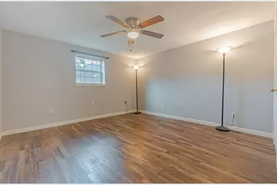 4206 Walker Street #B, Houston, TX 77023 - Photo 8