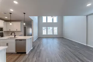 13918 Seneca Lake, Texas City, TX 77568 - Photo 2