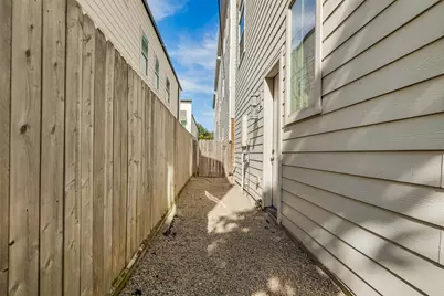 4003 Beacon Fisher Drive, Houston, TX 77018 - Photo 32