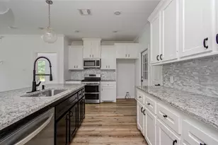 18927 Iris Ln, Porter, TX 77365 - Photo 12