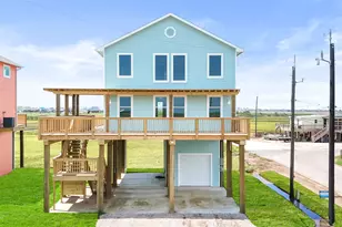 234 Bay Ave, Surfside Beach, TX 77541 - Photo 2