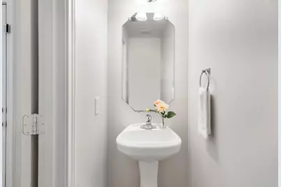 215 W Stedhill Loop, The Woodlands, TX 77384 - Photo 8