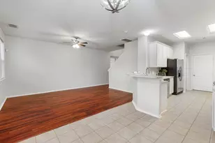 215 W Stedhill Loop, The Woodlands, TX 77384 - Photo 16