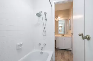 7069 N Holiday Dr, Galveston, TX 77550 - Photo 14