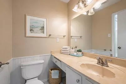 7069 N Holiday Drive, Galveston, TX 77550 - Photo 16