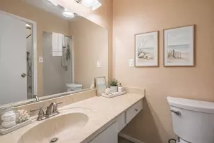 7069 N Holiday Dr, Galveston, TX 77550 - Photo 14