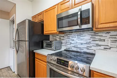 7069 N Holiday Drive, Galveston, TX 77550 - Photo 10