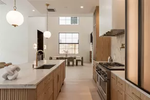 1109 Voight St, Houston, TX 77009 - Photo 14