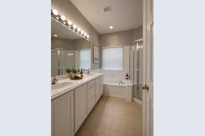 2219 Ridge Wood Lane, Sugar Land, TX 77479 - Photo 14