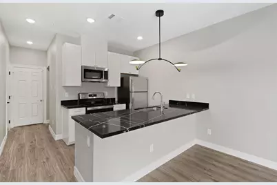 5262 Ella Boulevard #502B, Houston, TX 77018 - Photo 1