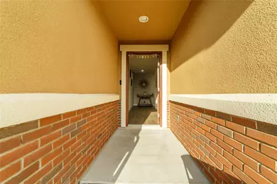 10126 Relic Oaks, San Antonio, TX 78240 - Photo 2