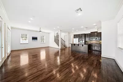 8760 Kempwood Drive, Houston, TX 77080 - Photo 10