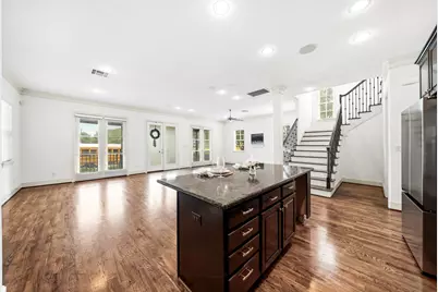8760 Kempwood Drive, Houston, TX 77080 - Photo 14