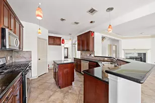 14226 Ashmore Reef Ct, Sugar Land, TX 77498 - Photo 18