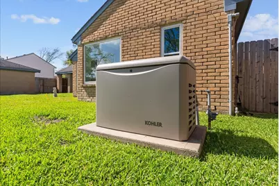 1508 Bayou Oak Drive, Friendswood, TX 77546 - Photo 32