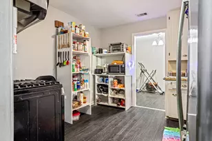 423 Grafton St, La Marque, TX 77568 - Photo 10