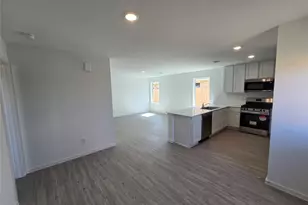 5119 Red Drum Way, Baytown, TX 77521 - Photo 4