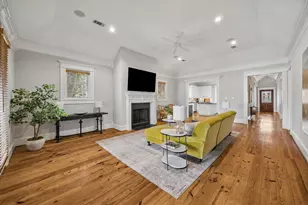 700 E 9th St, Houston, TX 77007 - Photo 2