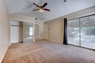 1906 Woodhue Dr, Houston, TX 77386 - Photo 16
