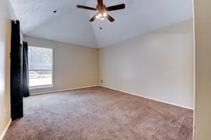 1906 Woodhue Dr, Houston, TX 77386 - Photo 14