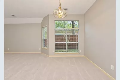 43 S Lace Arbor Drive, The Woodlands, TX 77382 - Photo 12