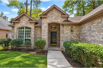 43 S Lace Arbor Drive, The Woodlands, TX 77382 - Photo 2