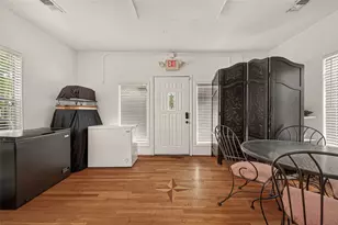 1204 W Gray St, Houston, TX 77019 - Photo 6