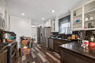 606 Oak Hill Dr, Kemah, TX 77565 - Photo 4