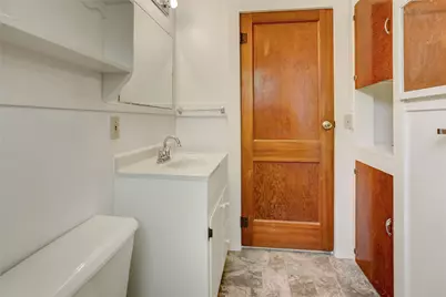 215 E Dahlgren Avenue, Wharton, TX 77488 - Photo 18