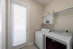 1831 Upland Lakes, Houston, TX 77043 - Photo 34
